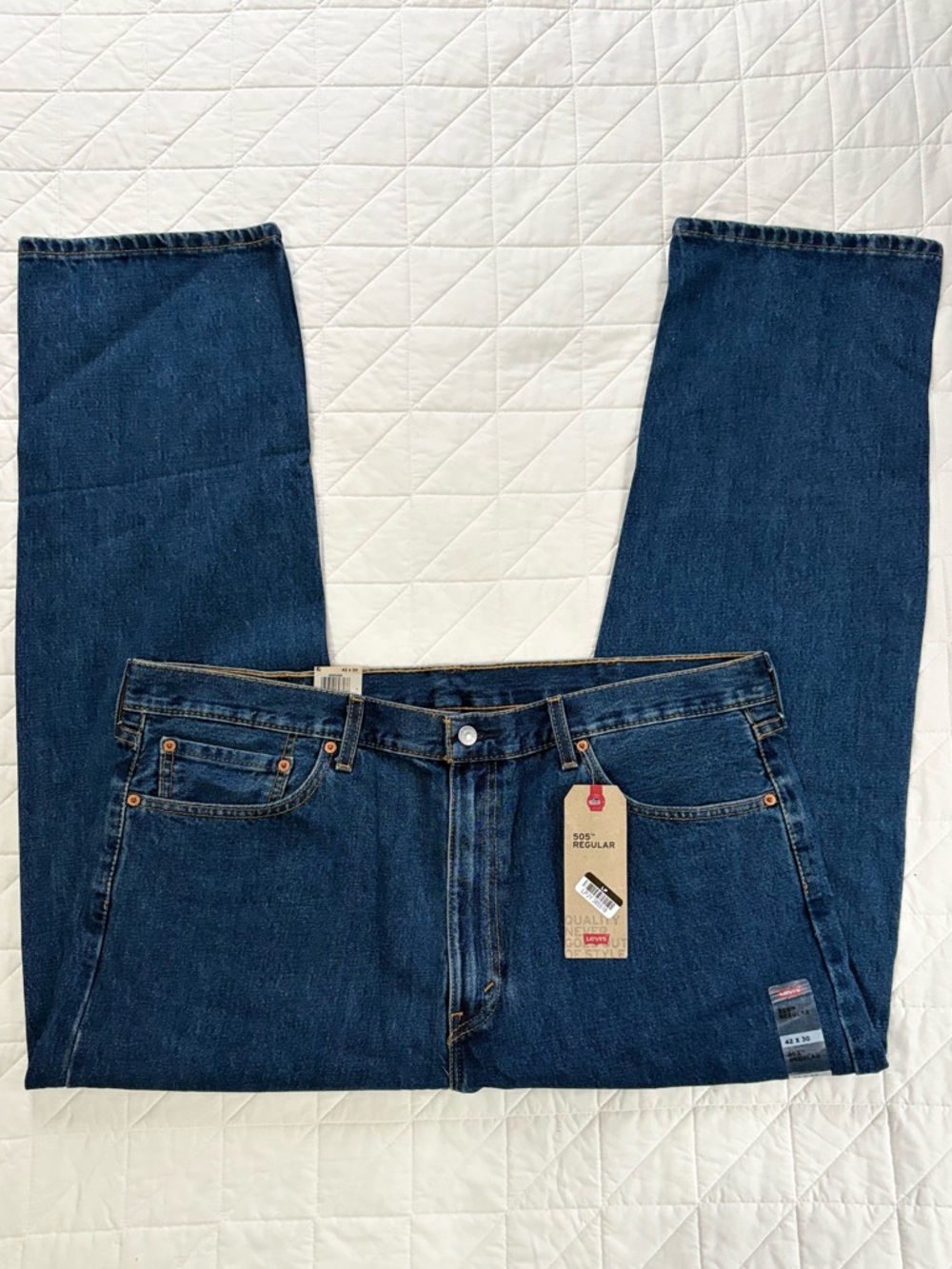 NWT Levi’s 505 Regular Fit Men’s Jeans 42x30 Heavyweight Denim